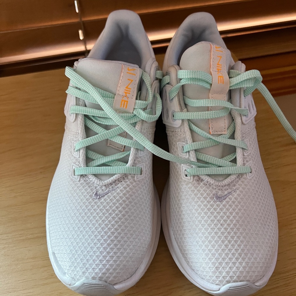 Nike Air Max Shoes size 7.5 Women’s